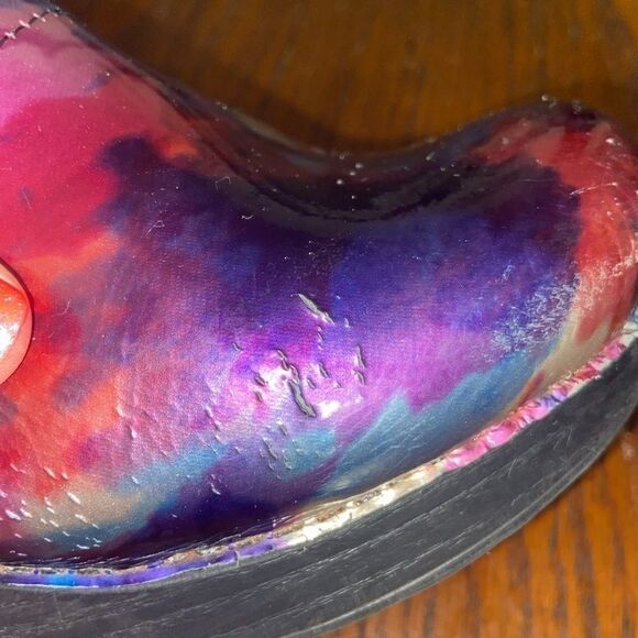 Woman’s dansko work clogs  - Picture 6 of 9